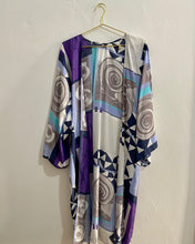Lade das Bild in den Galerie-Viewer, Upcycling Kimonos Sommer
